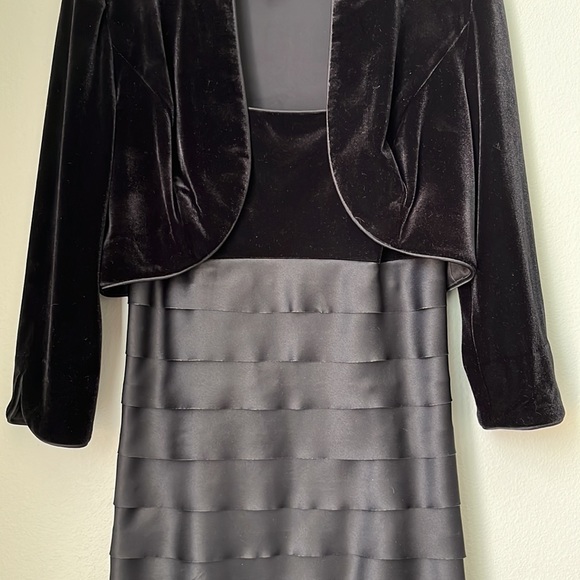 Alex Evenings Black Faux Velvet Two-Piece Dress - Picture 7 of 17